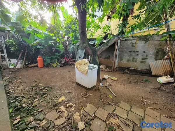 casas - VENDO CASA EN LOS TRINITARIOS, STO. DGO. ESTE: PAT 11