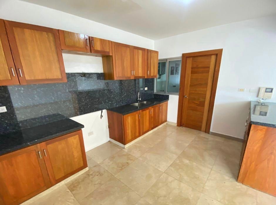 apartamentos - Bello Apartamento Disponible en La Esmeralda  5