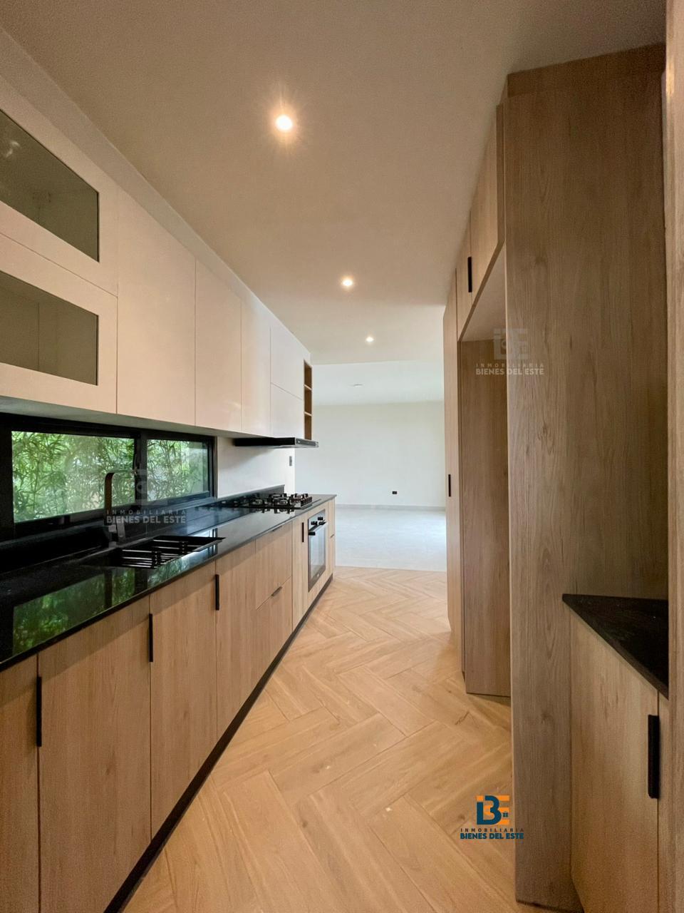 casas - De venta CASA NUEVECITA S.P.M. 8