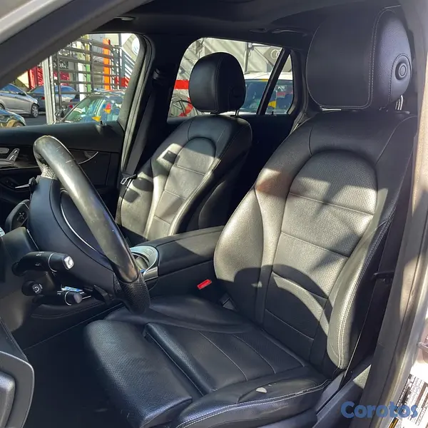 jeepetas y camionetas - MERCEDES BENZ GLC 300 4MATIC 2017 11