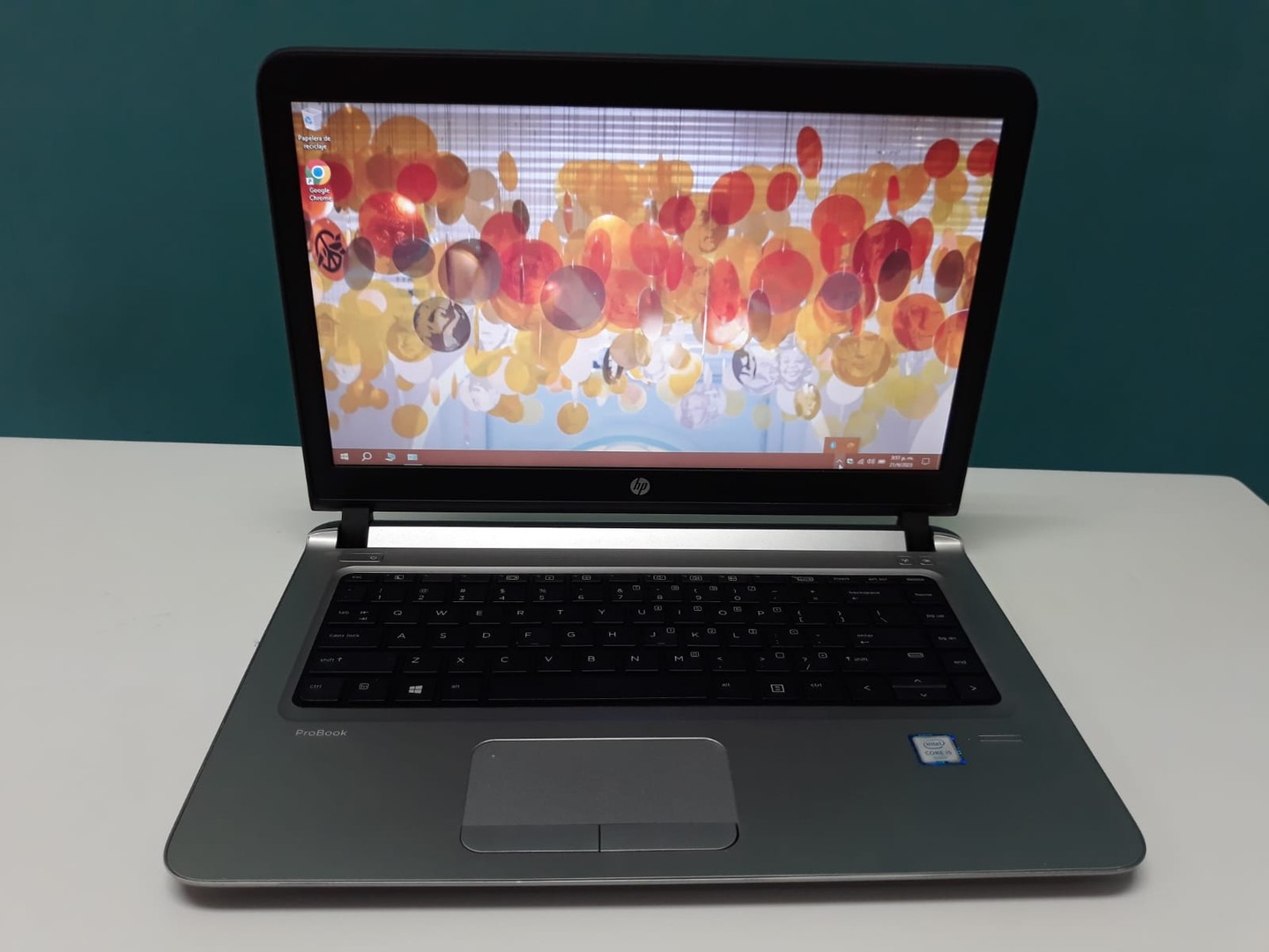 computadoras y laptops - Laptop, HP ProBook 440 G4 / 6th Gen, Intel Core i5 / 8GB DDR4 / 180GB SSD
