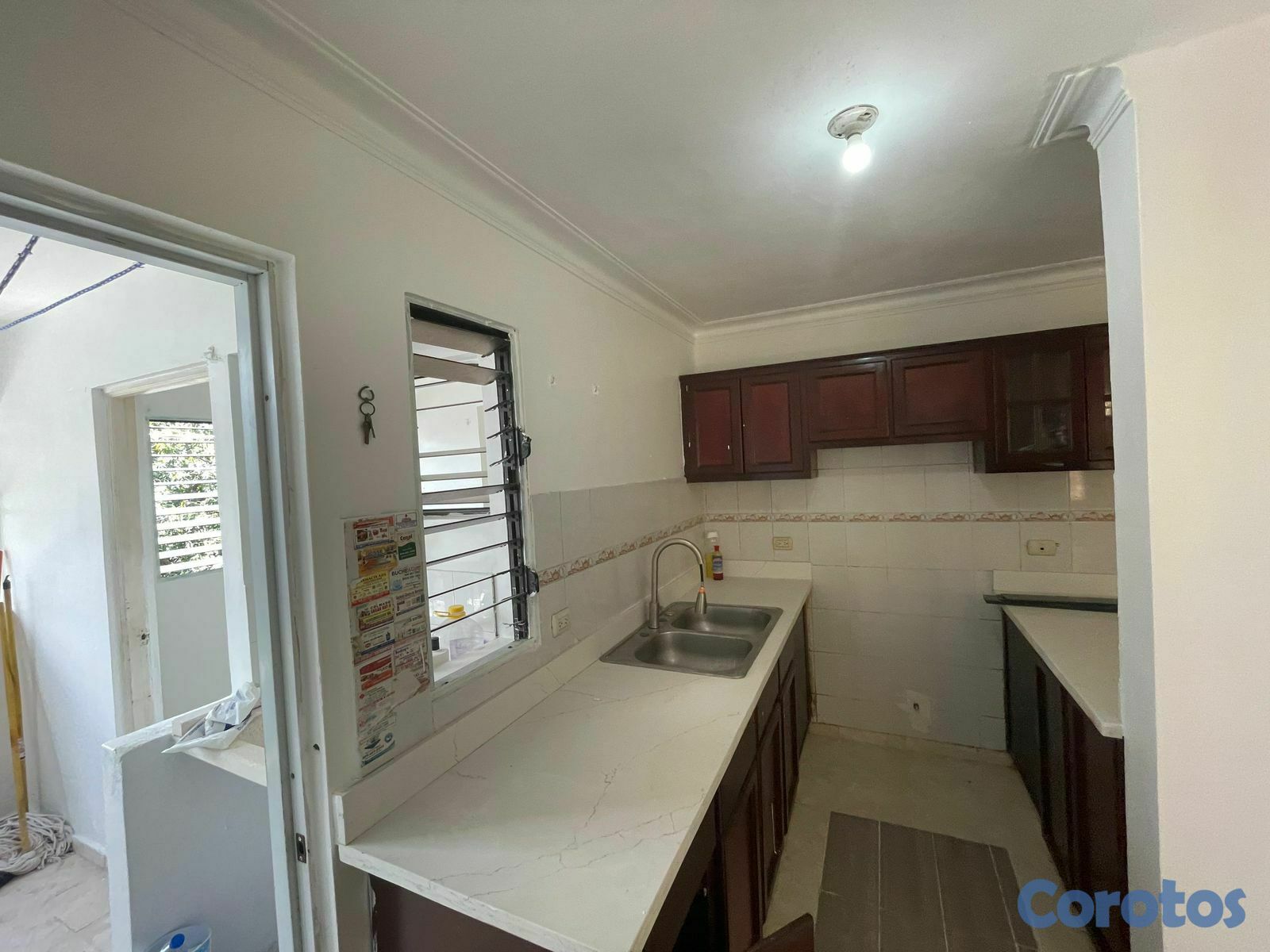 apartamentos - Apartamento en Zona Universitaria 4to Nivel sin as 8