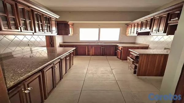 apartamentos - SE VENDE EN URBANIZACIÓN REAL 3