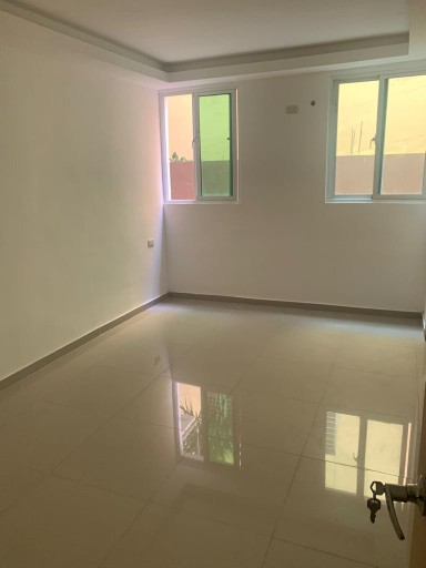 apartamentos - Alquilo 1ra con Patio Zona Oriental