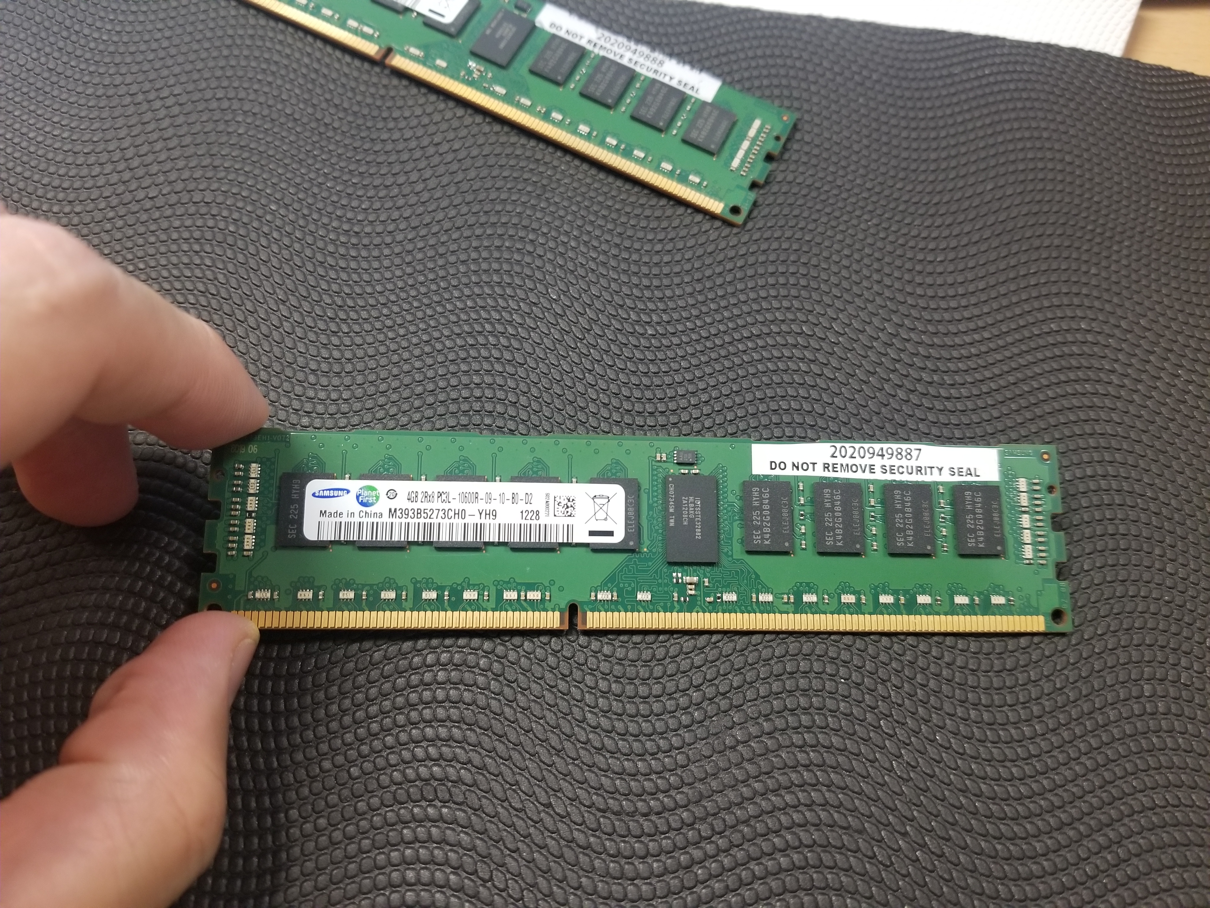 Memorias RAM Samsung DDR3 4GB 2Rx8 PC3-1 2800 1600MHz 1.5V Non-ECC DIMM Desktop