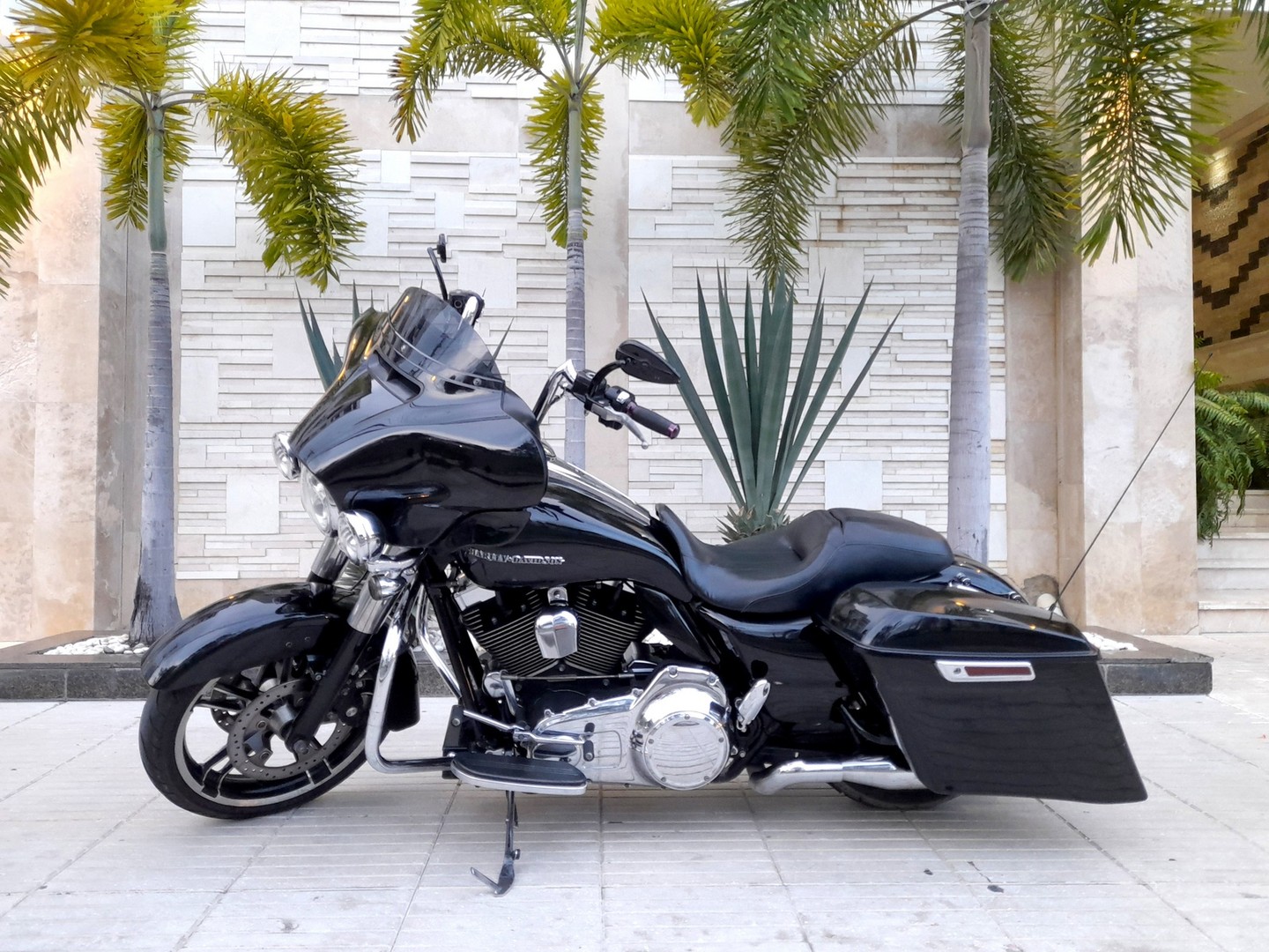 motores y pasolas - Harley Davidson Streetglide 2015 como nueva! 1