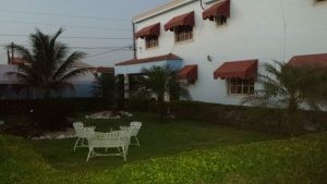 casas - Casa con 4 habitaciones y mucho patio