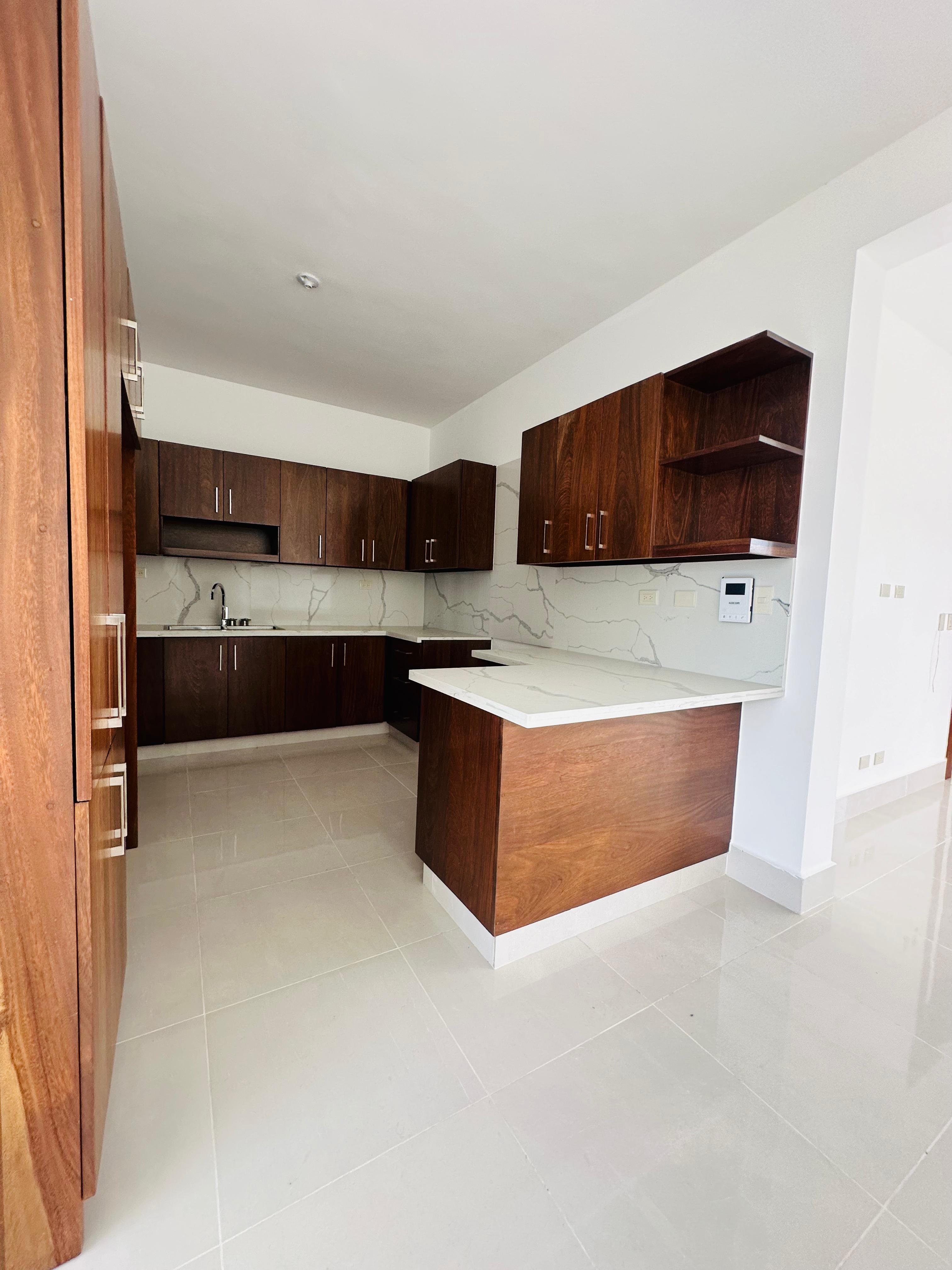 apartamentos - APARTAMENTO EN URBANIZACION THOMEN EN VENTA. 4