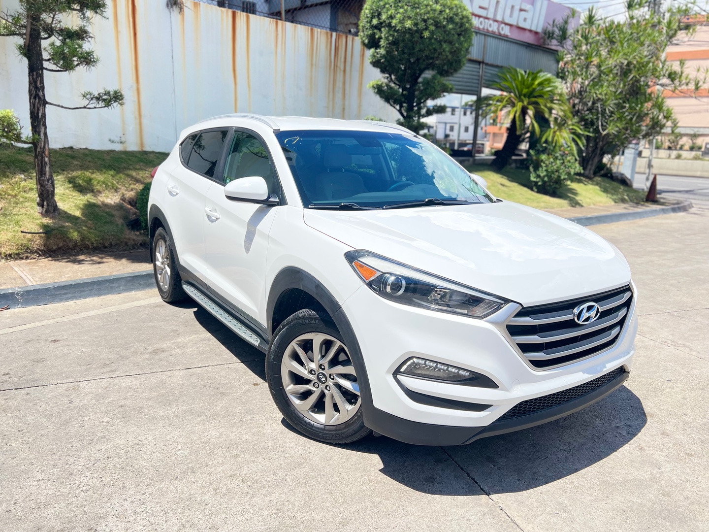 jeepetas y camionetas - HYUNDAI TUCSON 2018 SEL CLEAN CARFAX 74 MIL MILLAS ORIGINALES AWD INTERIOR PIEL