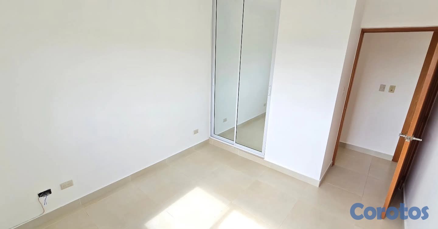 apartamentos - rento 3er piso en autopista duarte próximo al homs  9