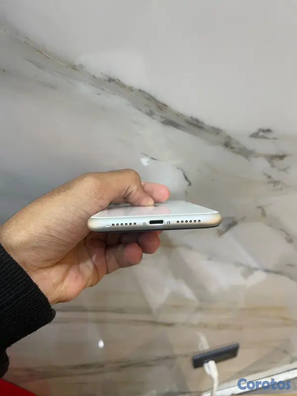 celulares y tabletas - iPhone 11 Normal 128GB, Clase B. 5