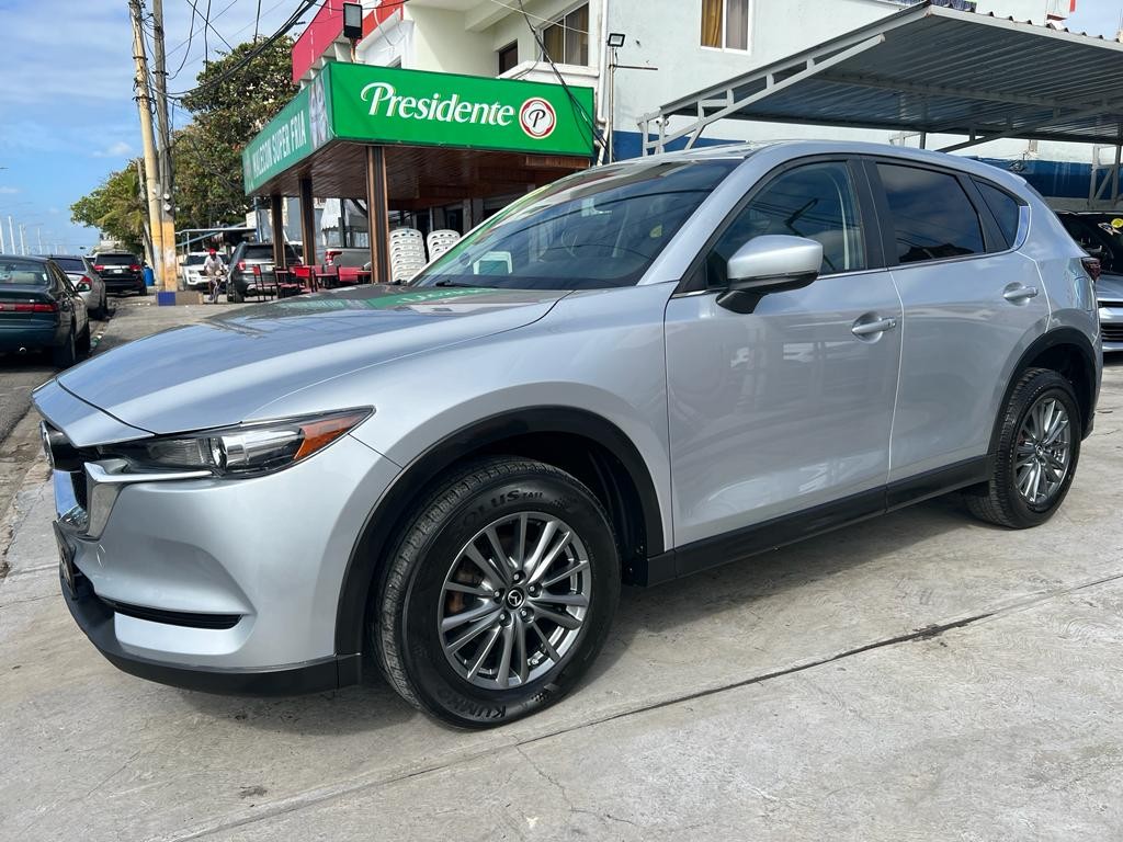 jeepetas y camionetas - Mazda CX-5 Touring 2017