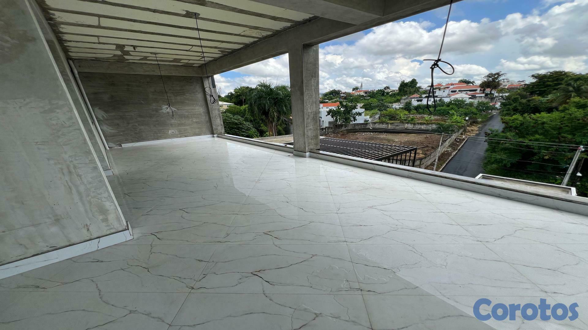 casas - Casa moderna con ascensor en Altos de Arroyo Hondo III 5