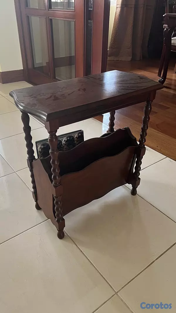 muebles y colchones - Mesa revistero 2