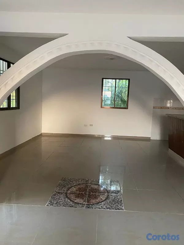 casas - ALQUILO CASA SEGUNDO NIVEL  10