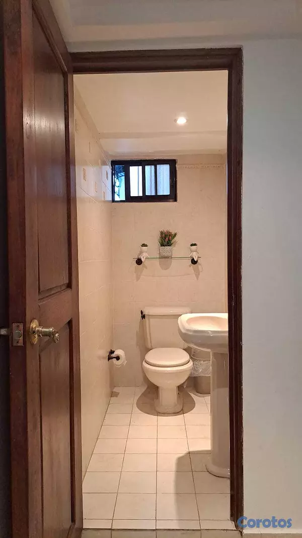 apartamentos - 🔵Alquilo apartamento 3er piso  amueblado en Pianti 7