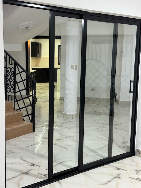casas - Venta de casa en vista hermosa de 455mts Santo Domingo este  8