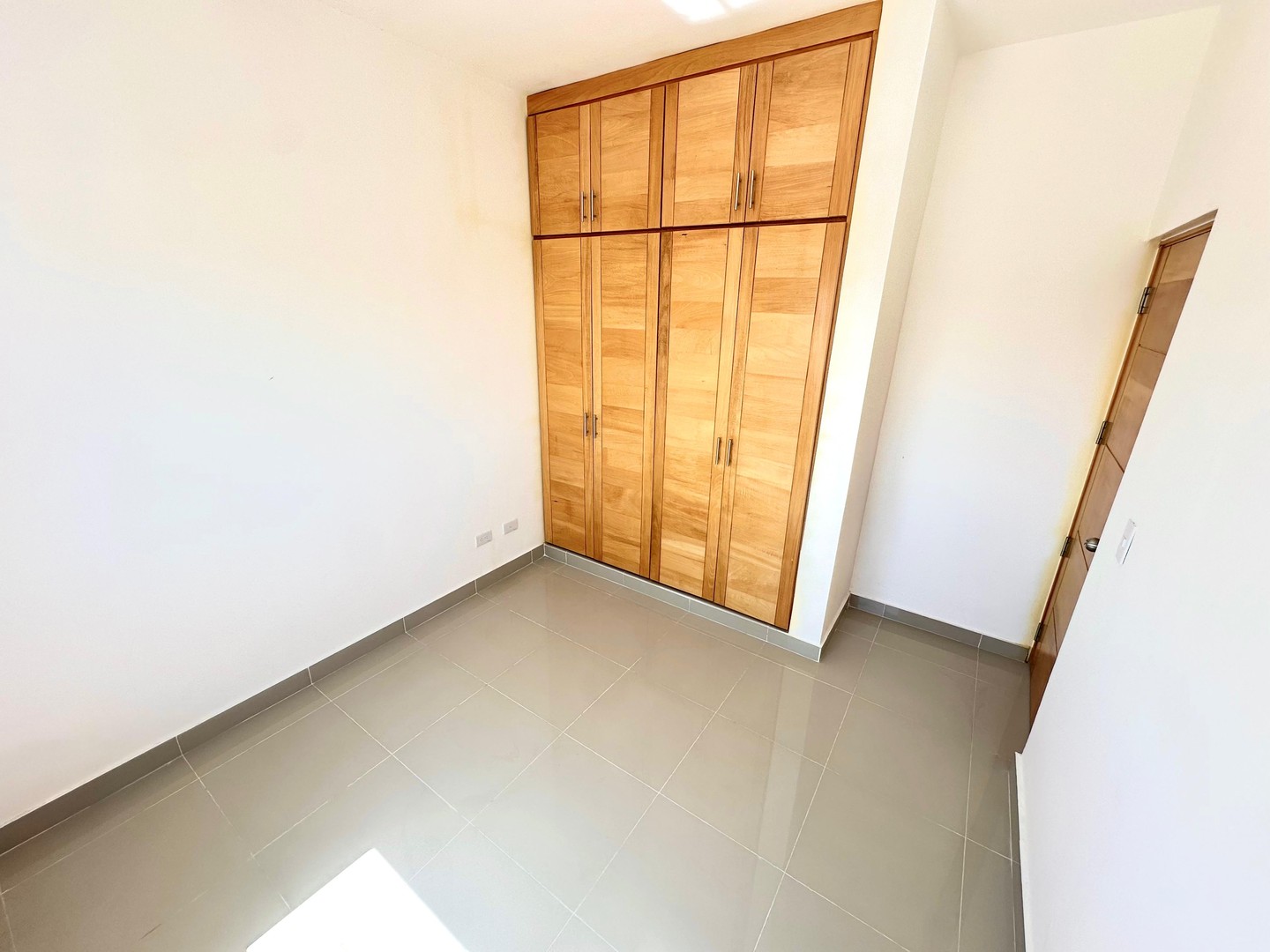 apartamentos - Apartamento en venta de 2 habitaciones en la Avenida Independencia  7