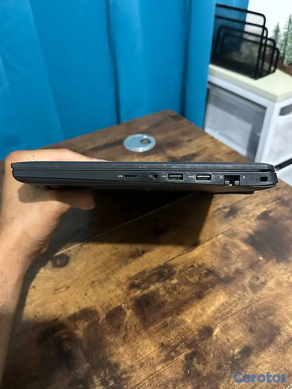 computadoras y laptops - Laptop Dell 3420 impecable 7