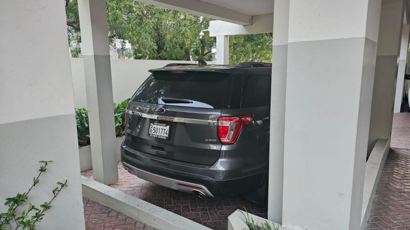 jeepetas y camionetas - Ford Explorer xlt 2017 2
