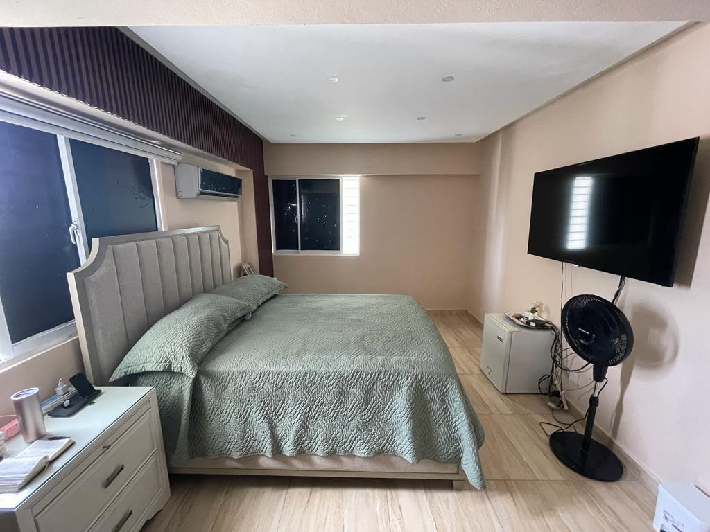 penthouses - VENDO PENTHOUSE LOS RESTAURADORES 
D.N 2