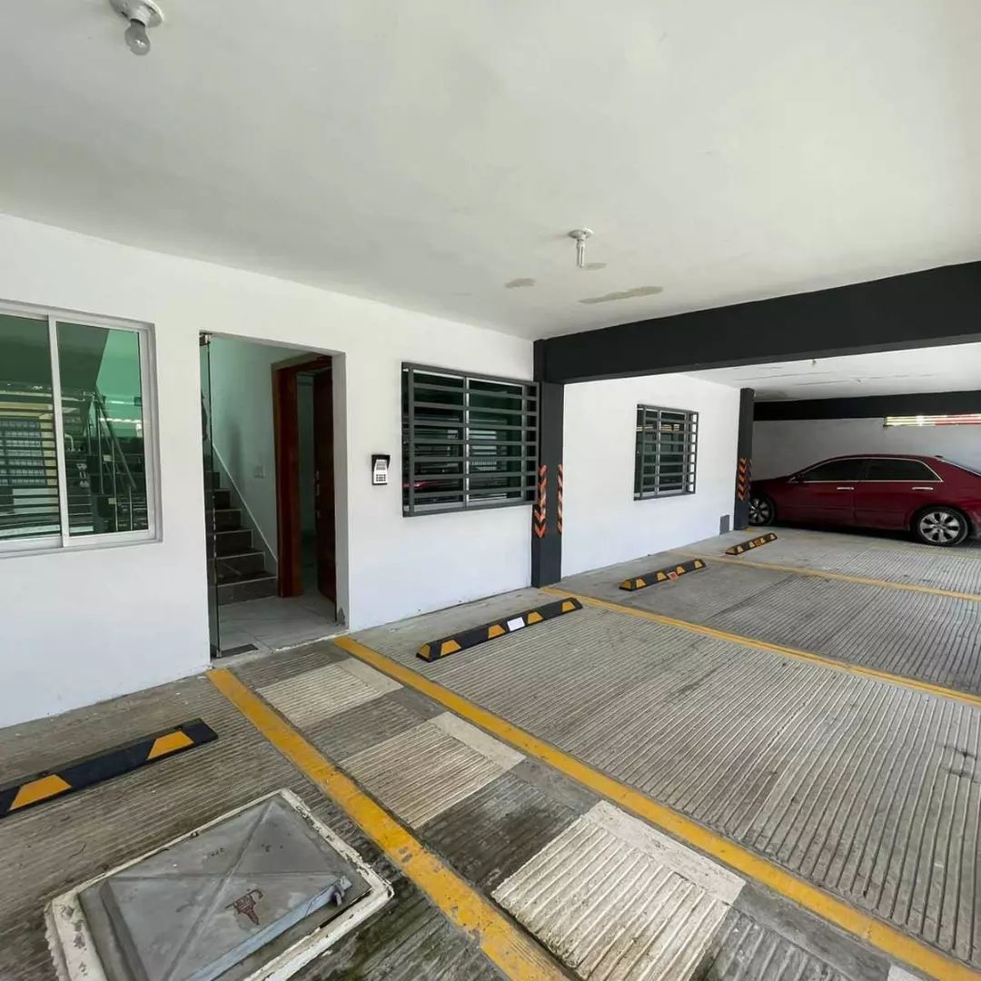 apartamentos - Venta de apartamento en la autopista de san Isidro brisa oriental Santo Domingo  5