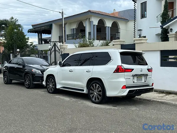 jeepetas y camionetas - LEXUS LX 570  11