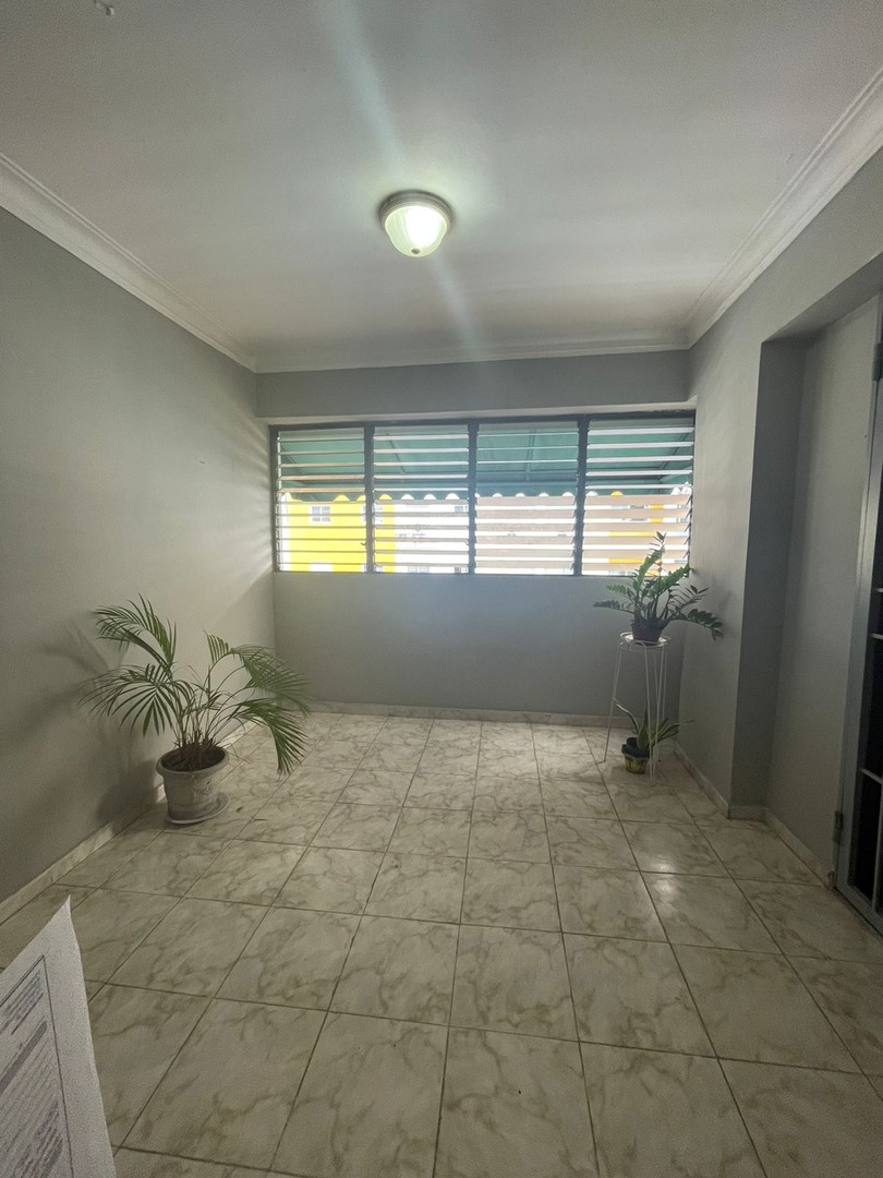 apartamentos - VENDO APARTAMENTO EN EL MILLON CUARTO PISO
 8
