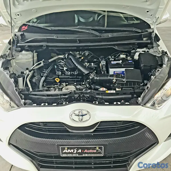 carros - toyota Yaris 2020 impecable 6