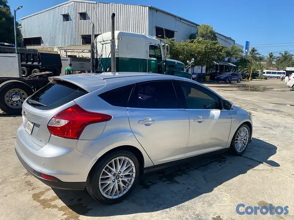 carros - Carro Ford Focus  3