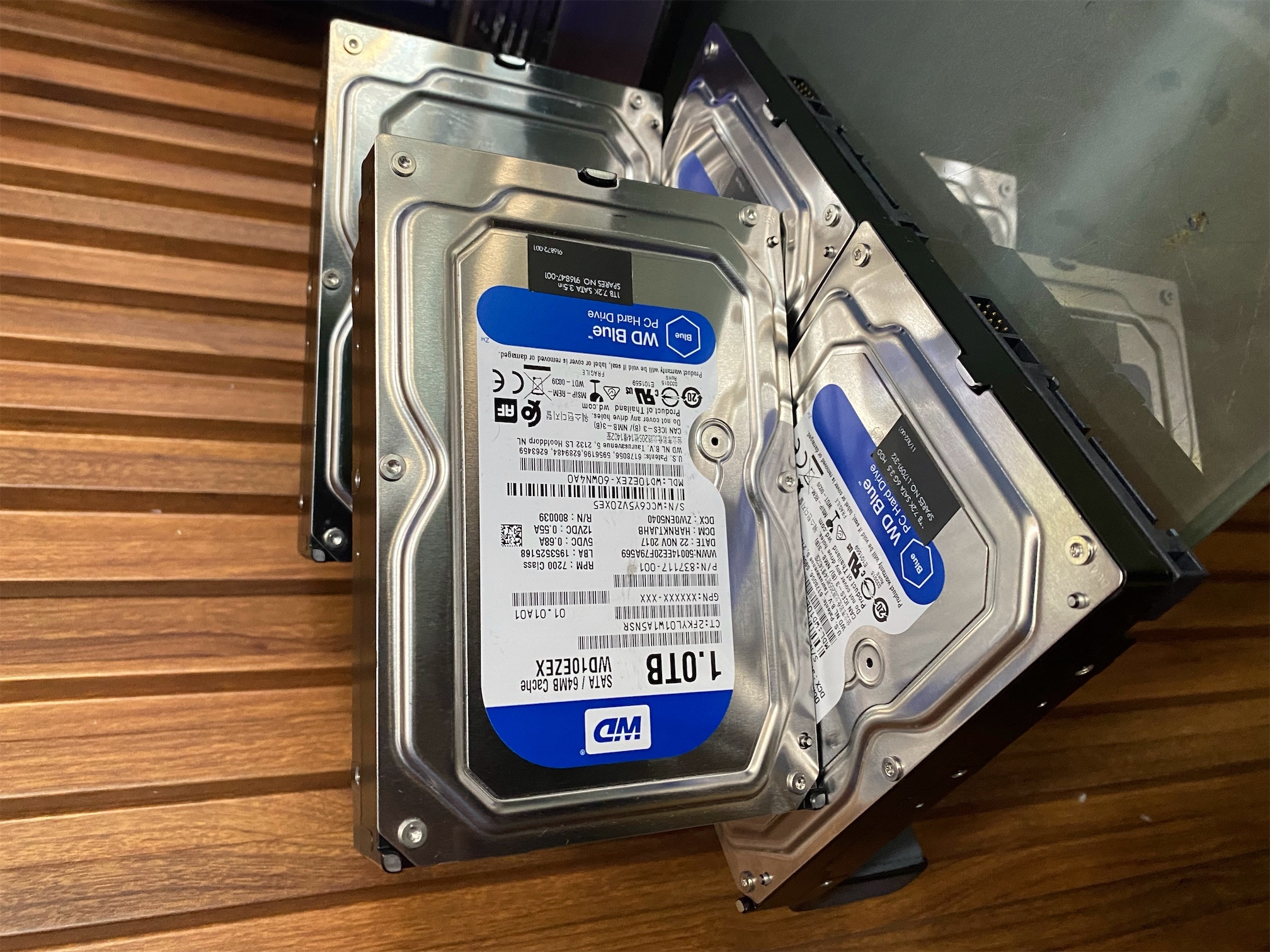 computadoras y laptops - Disco duro Sata 1TB  1