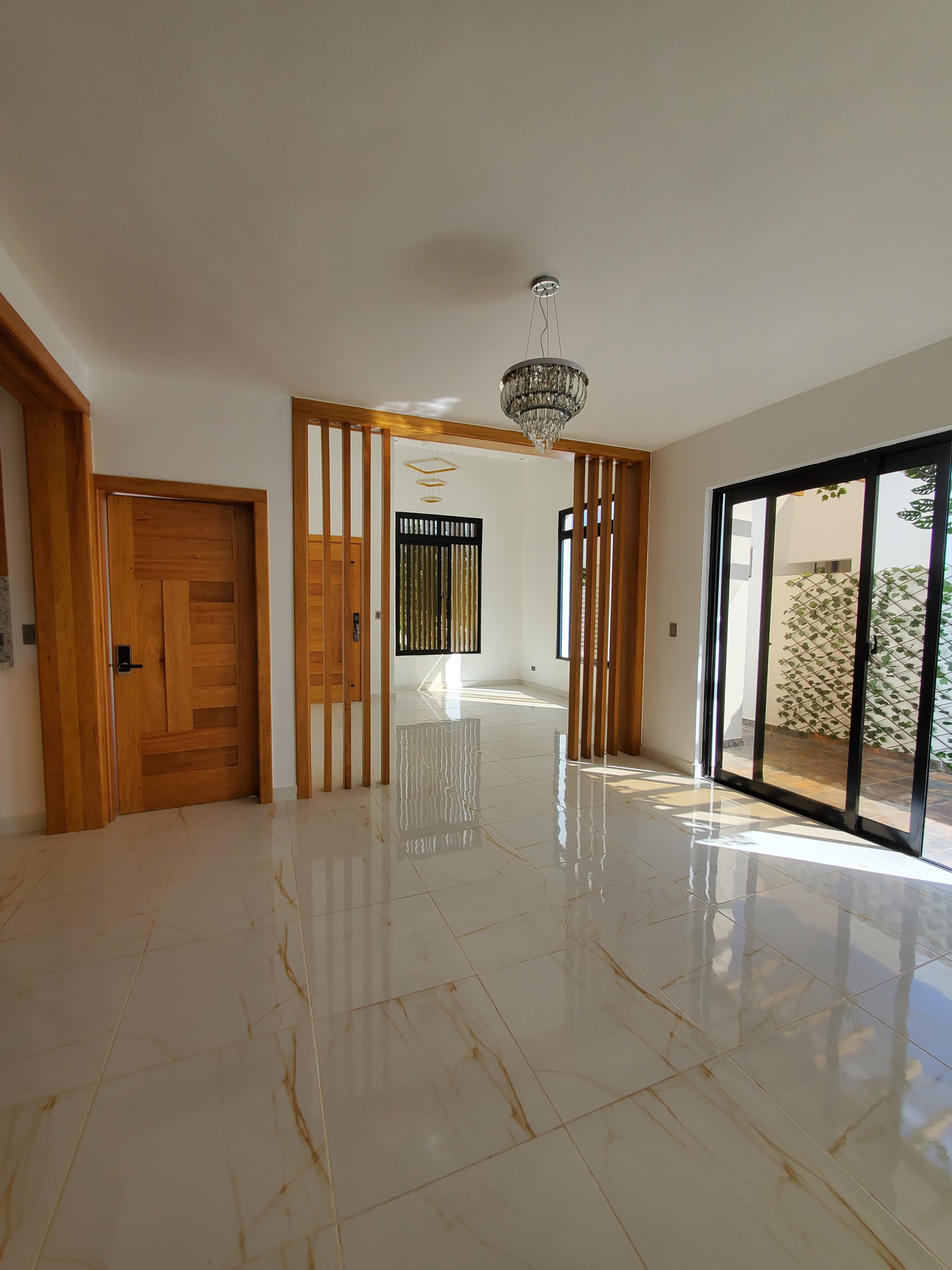 casas - CASA EN VENTA EN GURABO, SANTIAGO. 3