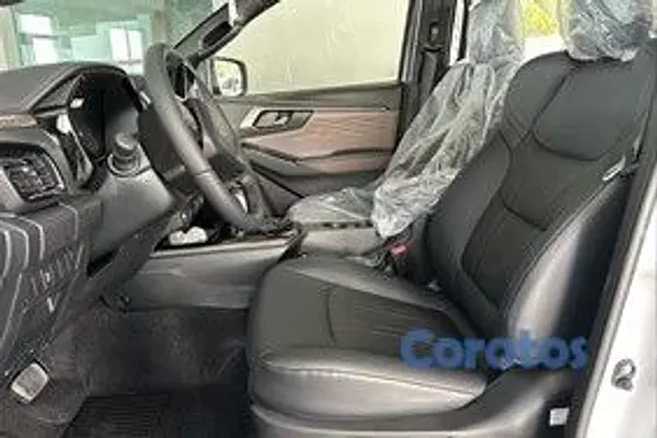 jeepetas y camionetas - 2027 Isuzu DMAX 6