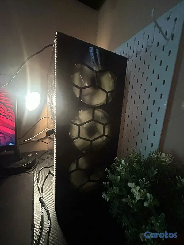 computadoras y laptops - PC Gaming High-End: Ryzen 7 5800X + RTX 3070 + Mon 4