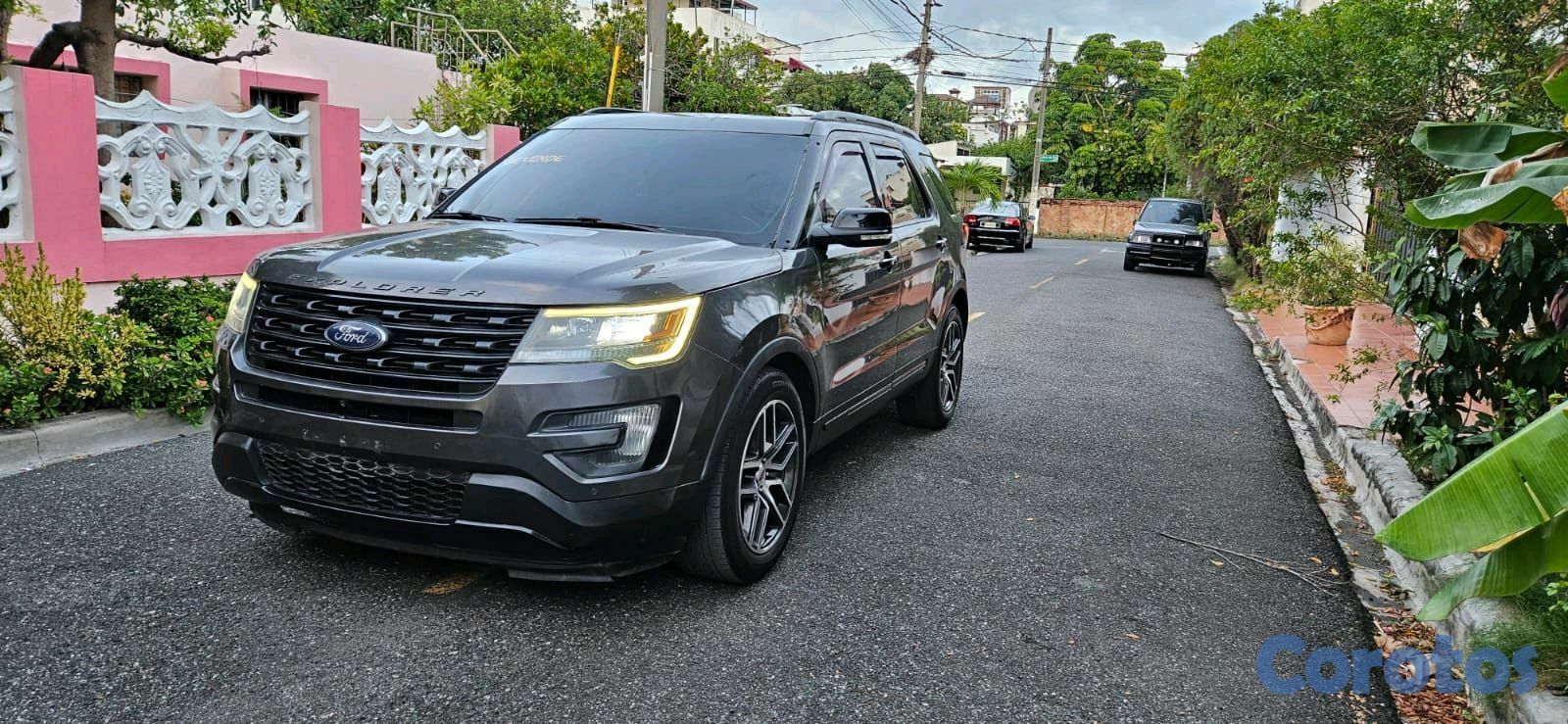 jeepetas y camionetas - Ford Explorer sport Panorámica  2