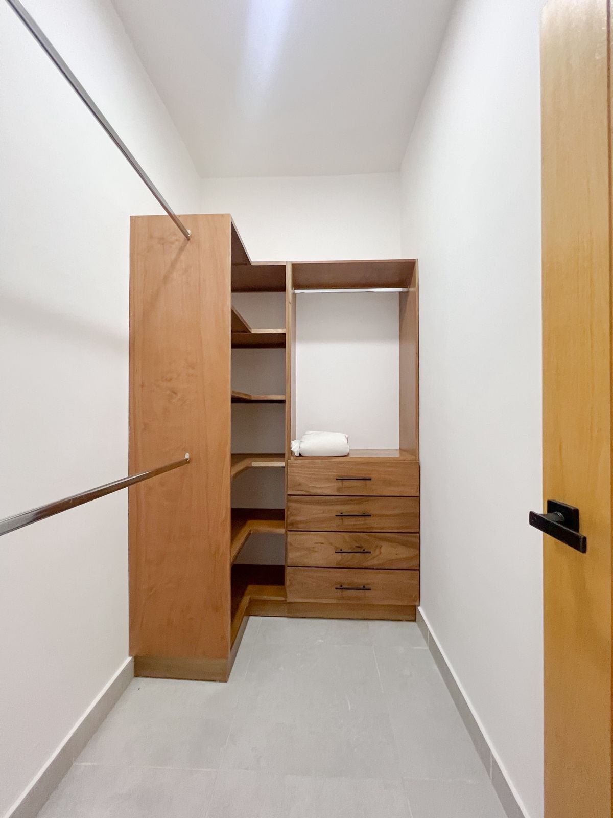 apartamentos - La Esperilla, Apartamento C/L Blanca En Alquiler 6