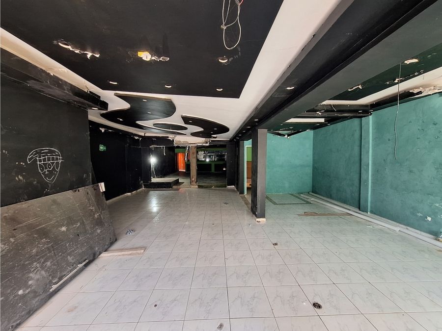 oficinas y locales comerciales - LOCAL EN LA KENNEDY 1