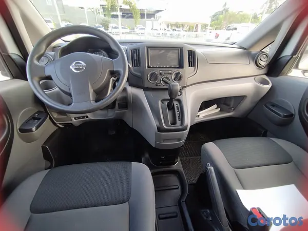 jeepetas y camionetas - 2021 Nissan NV200 8