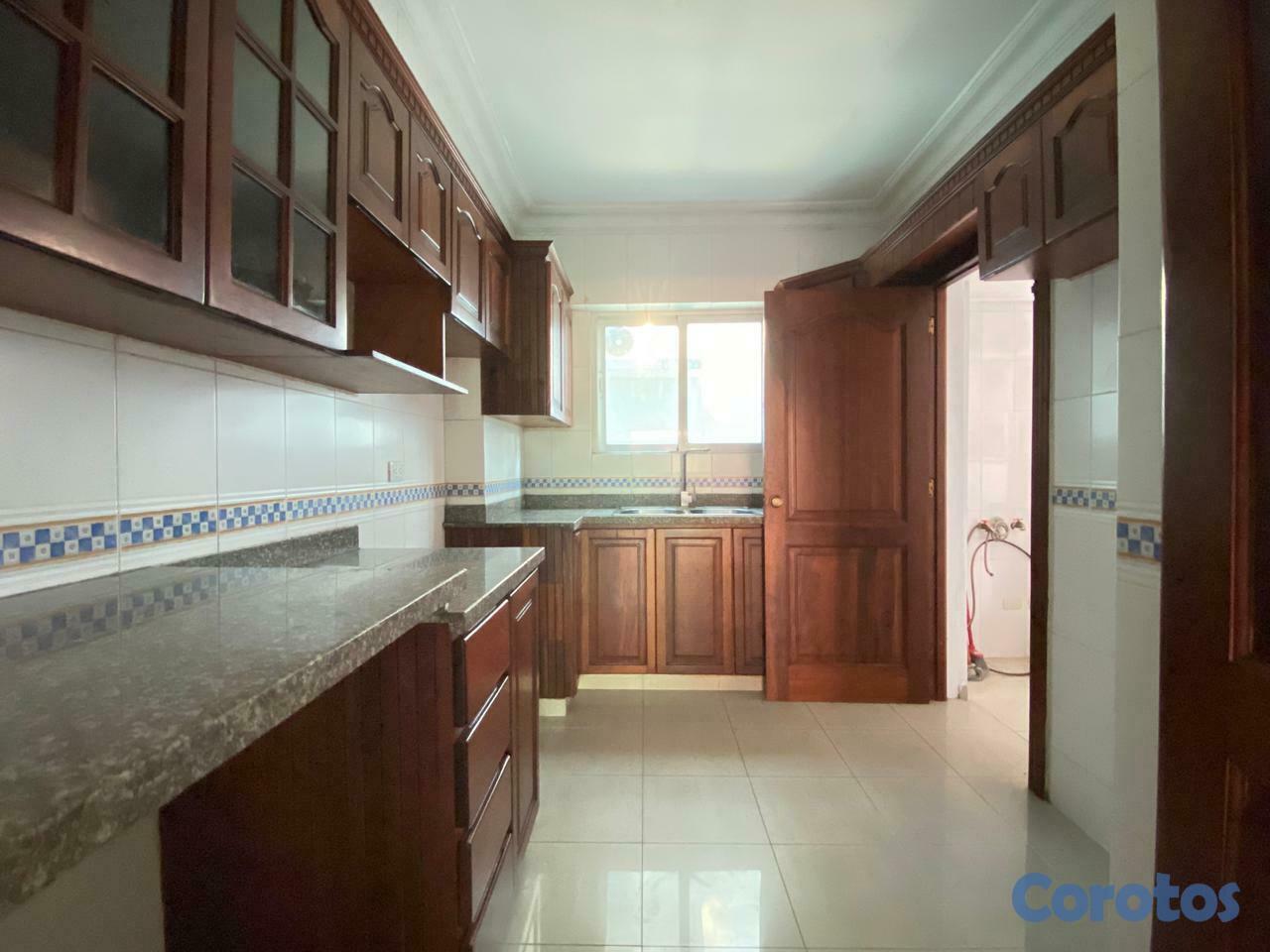 apartamentos - Apartamento en alquiler en Evaristo Morales  4