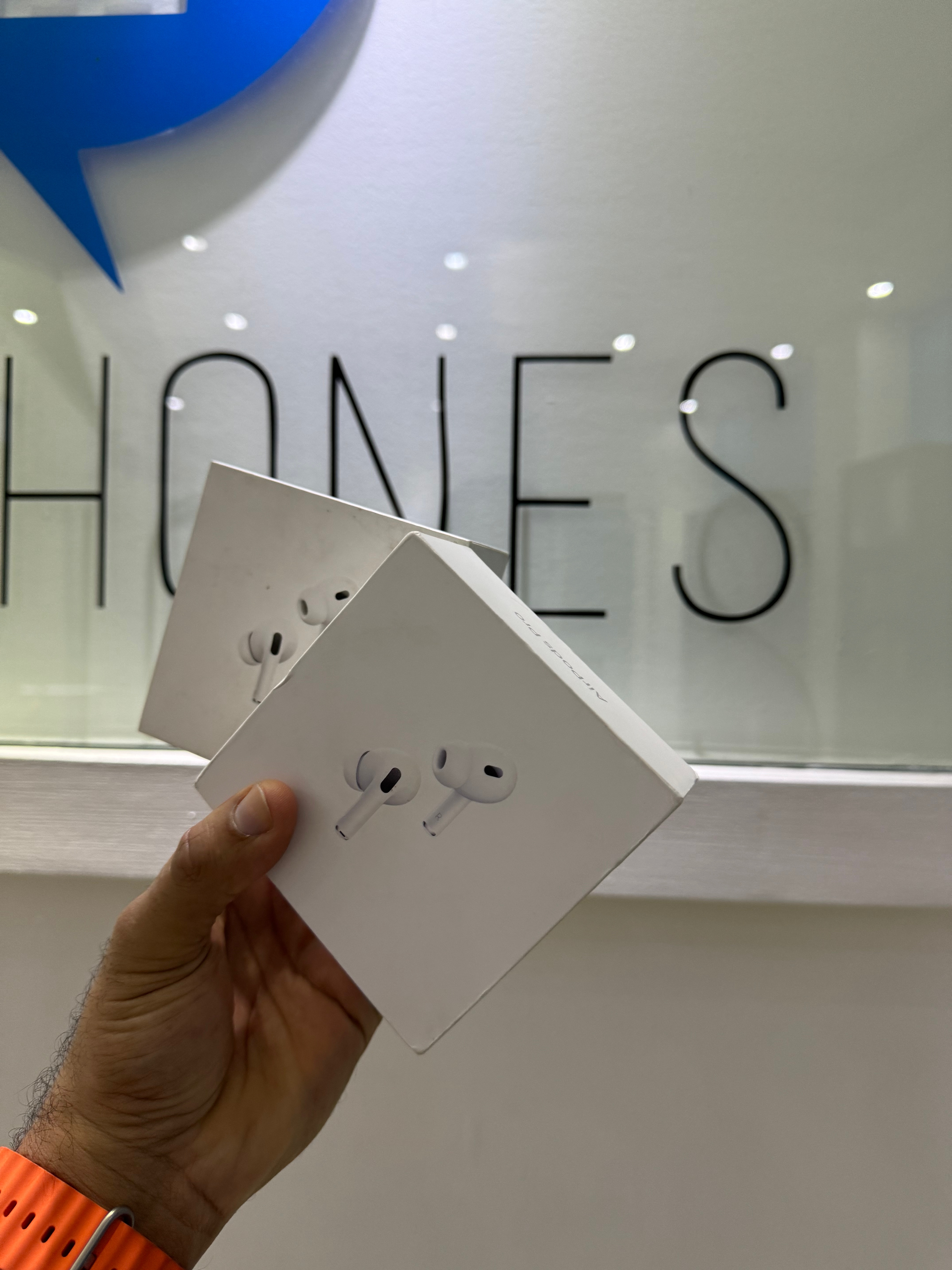 camaras y audio - Airpods Pro 2da GEN Case USB-C Sellados RD$ 13,450