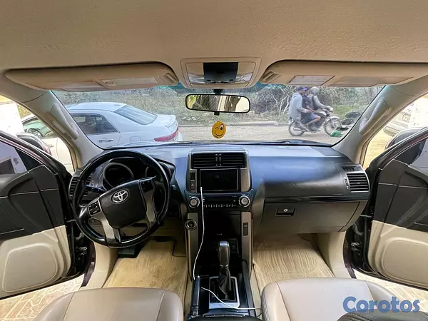 jeepetas y camionetas - Toyota land cruicer prado txl 2012 7