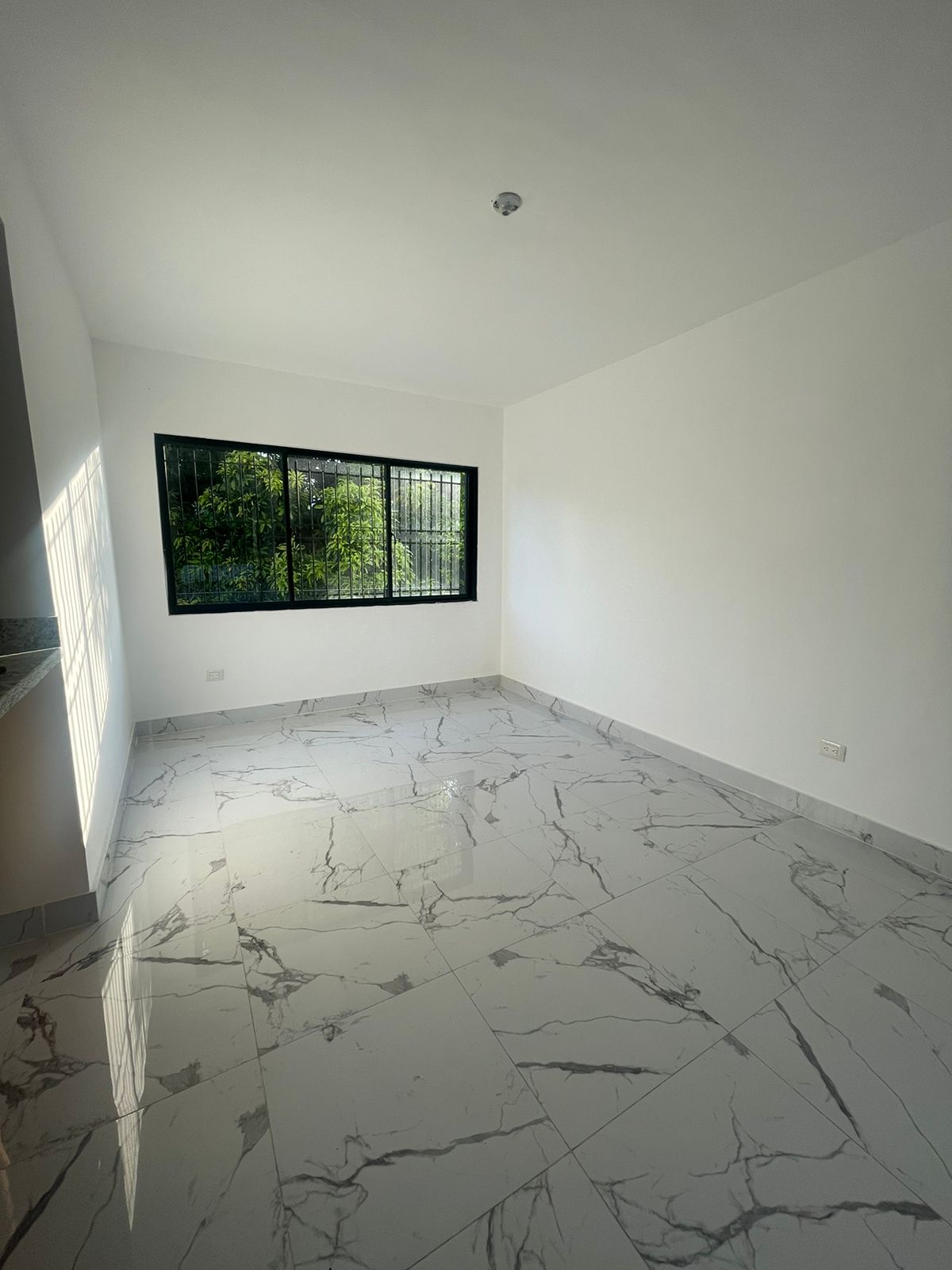 apartamentos - APARTAMENTO EN VENTA EN LOS RIELES DE GURABO. 2