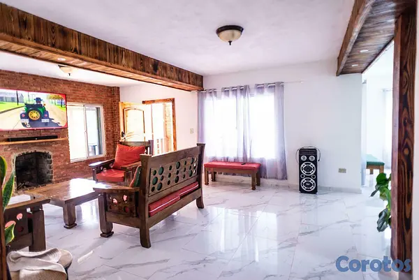 casas vacacionales y villas - Venta villa amueblada con terreno de 15 tareas en Tireo - Constanza, Rep.Dom 6