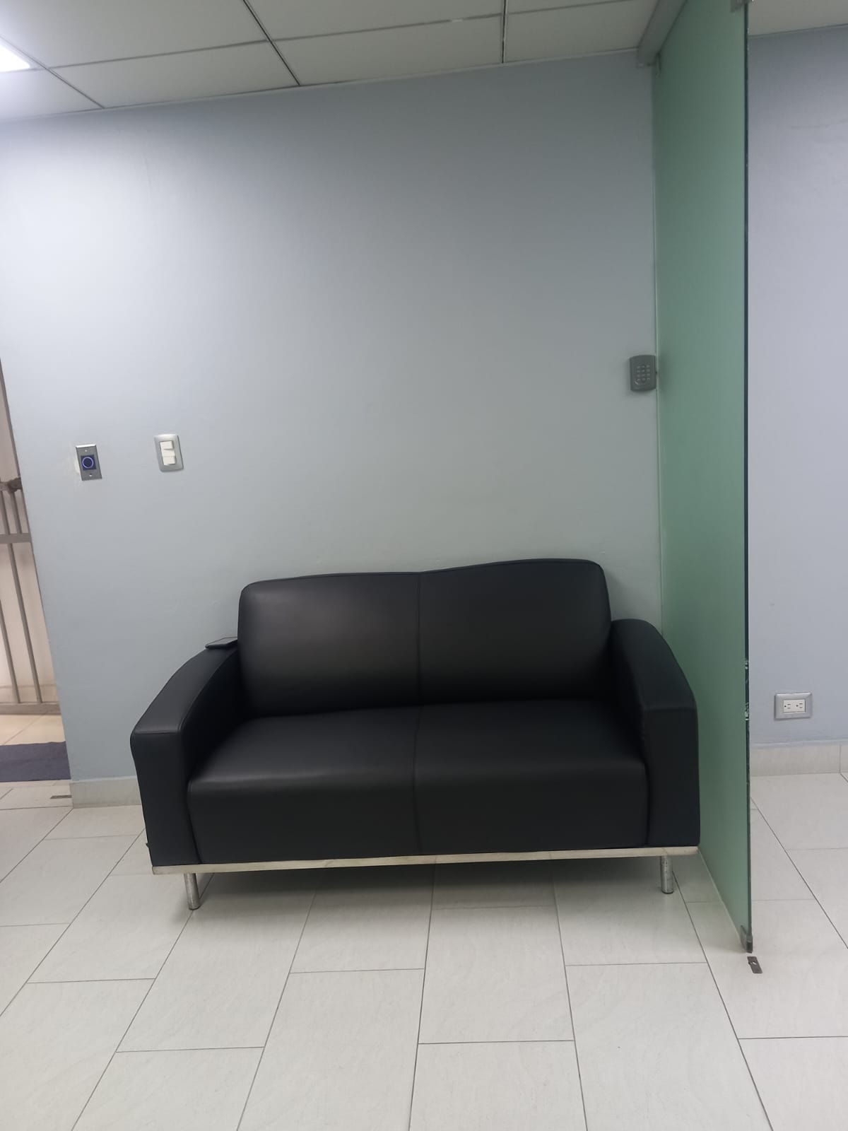 oficinas y locales comerciales - Alquilo local en El Millón  2