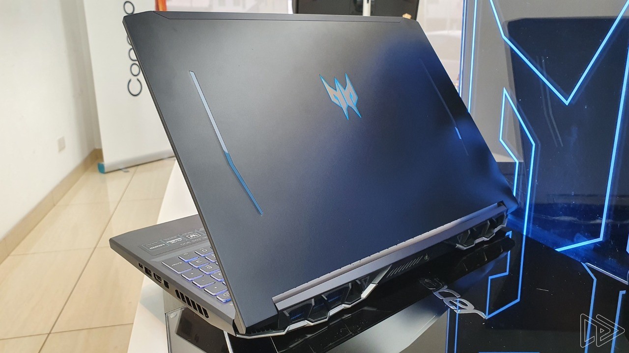 computadoras y laptops - LAPTOP Acer Predator Helios 300 15.6" Laptop Intel i7-10750H 