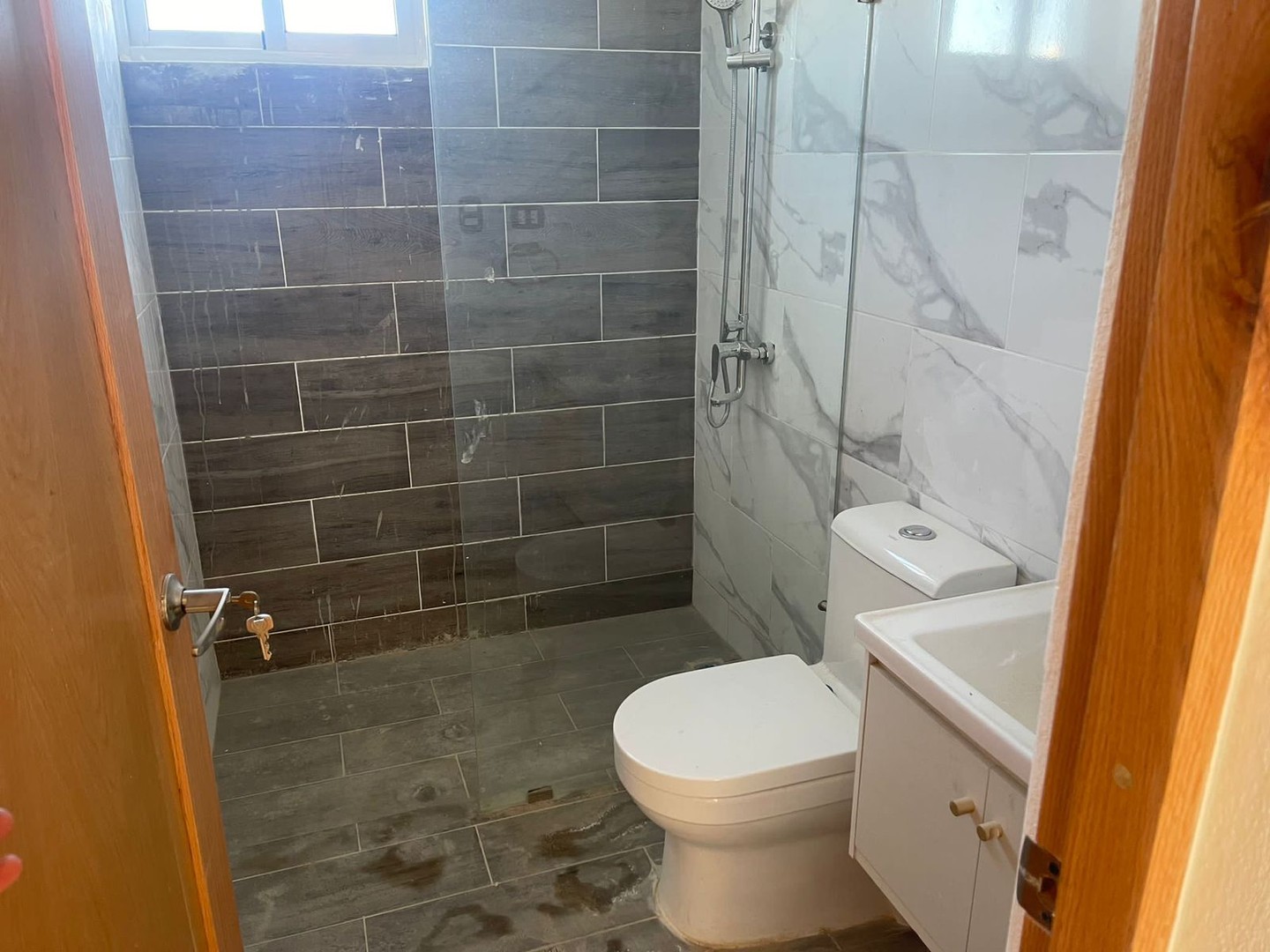 apartamentos - Lujoso Pent-house Disponible en El Embrujo III 2