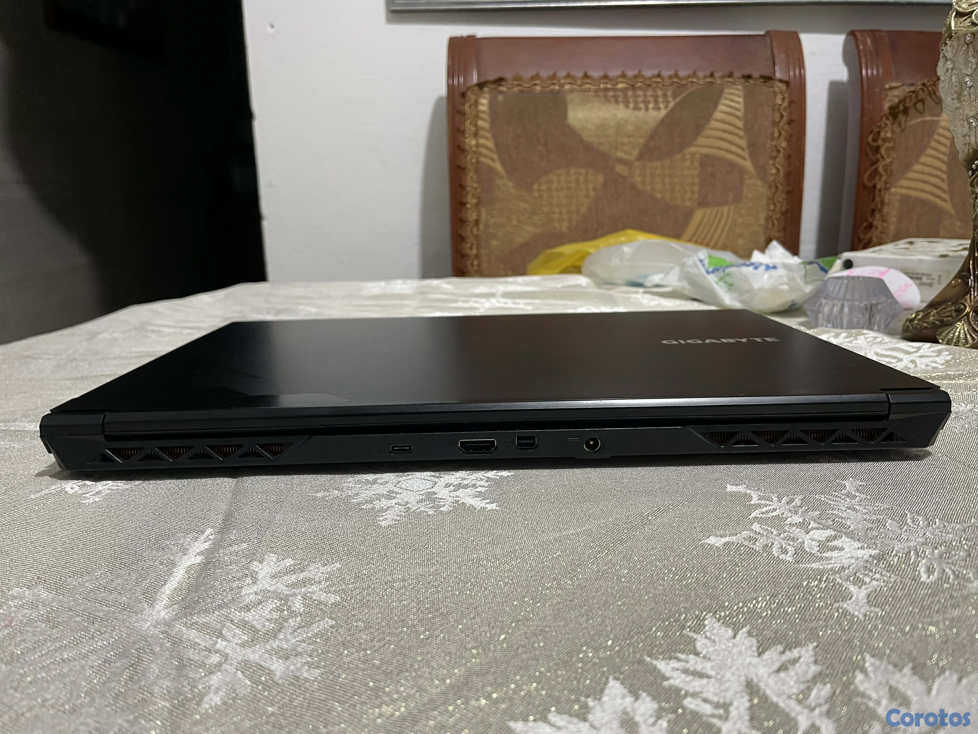 computadoras y laptops - Laptop Gigabyte 
I5 12TH
RTX 4050
16GB RAM
SSD 512
Teclado RGB
Pantalla 144hz
 5