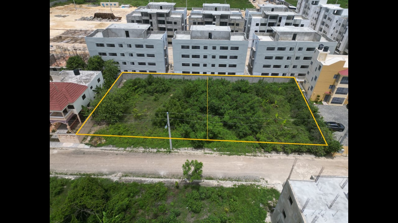solares y terrenos - Se Venden Dos Solares en Residencial Petropolis 2