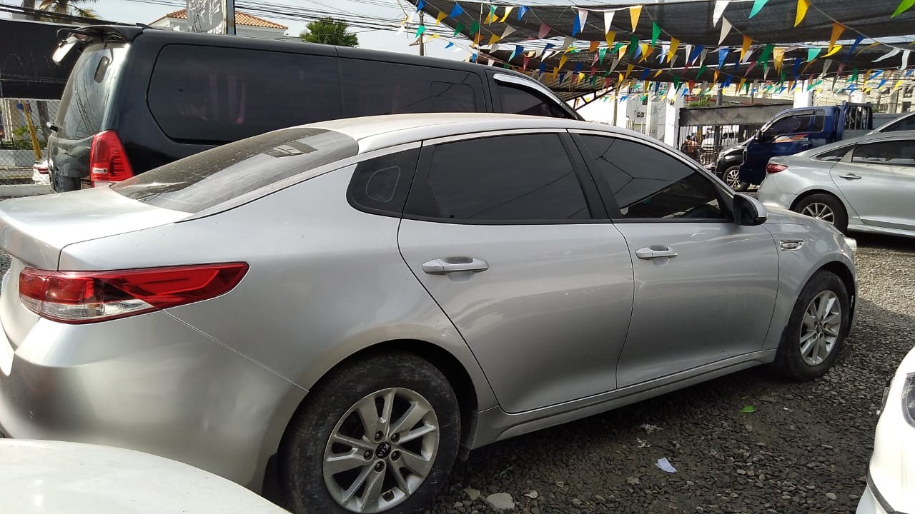 carros - KIA K5 2018 GRISDESDE: RD$ 700,100.00 3