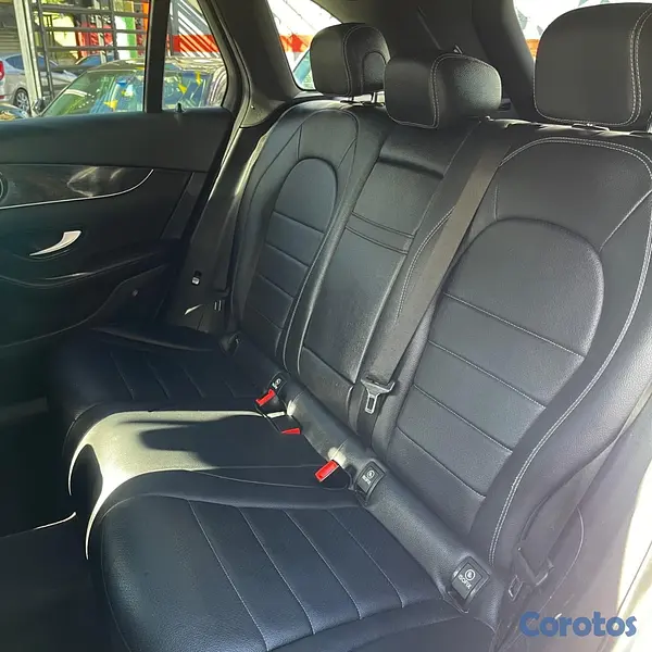 jeepetas y camionetas - MERCEDES BENZ GLC 300 4MATIC 2017 2